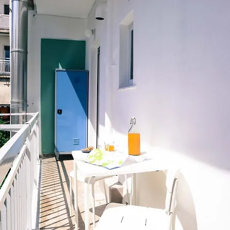 Villara: Style, Hospitality & Design Apartment Athens